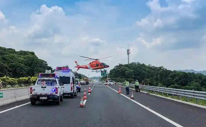 广宁高速公路汽车救援案例